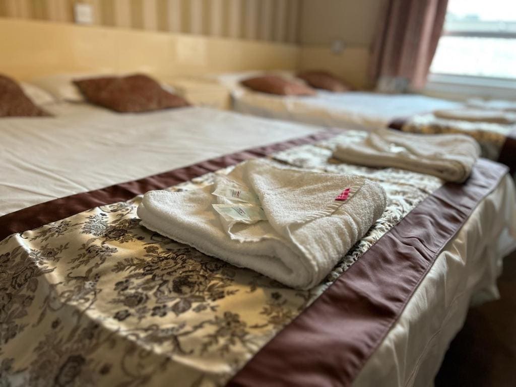 Quadruple Room room - Image 3