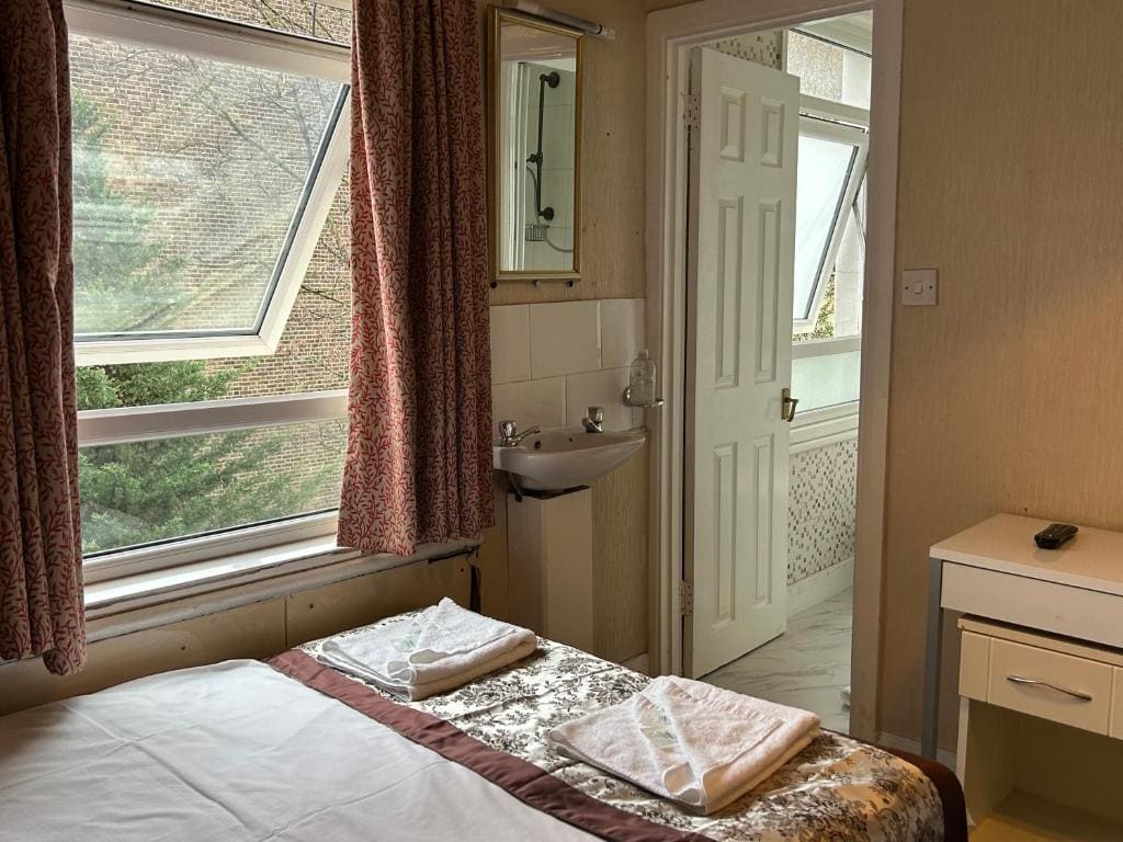 Quadruple Room room - Image 2