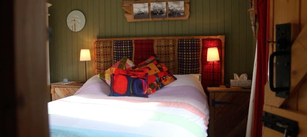 Double Room with Private Bathroom room - Image 3