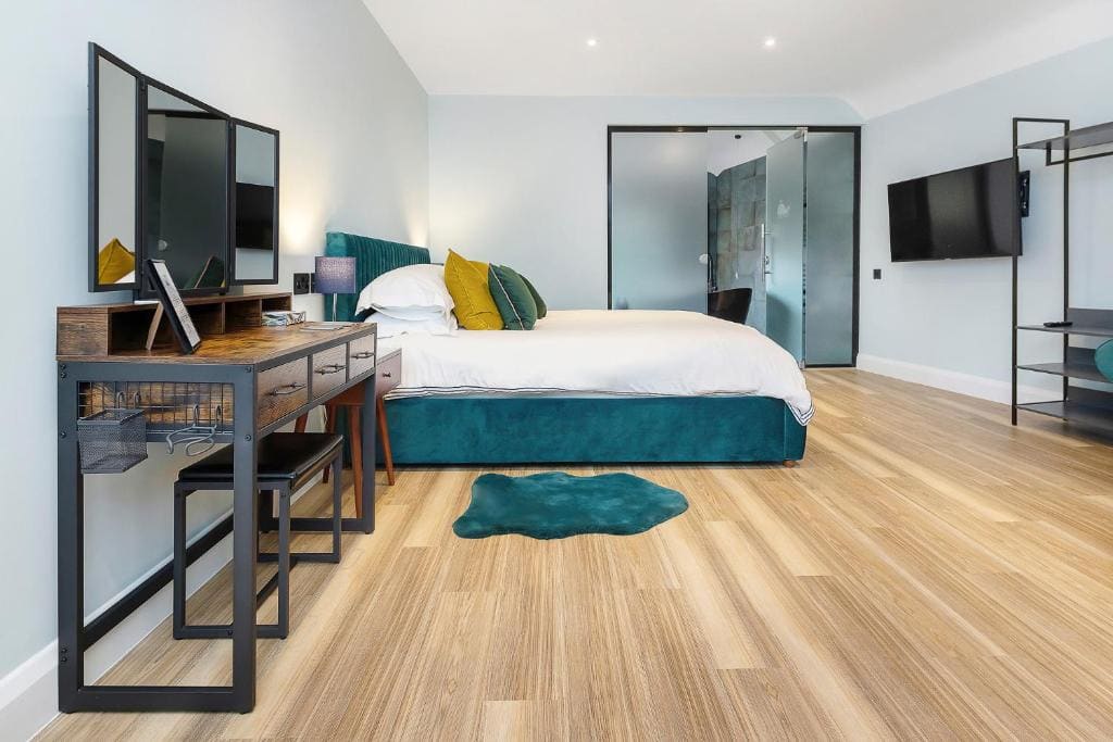 Suite with Garden View room - Image 3