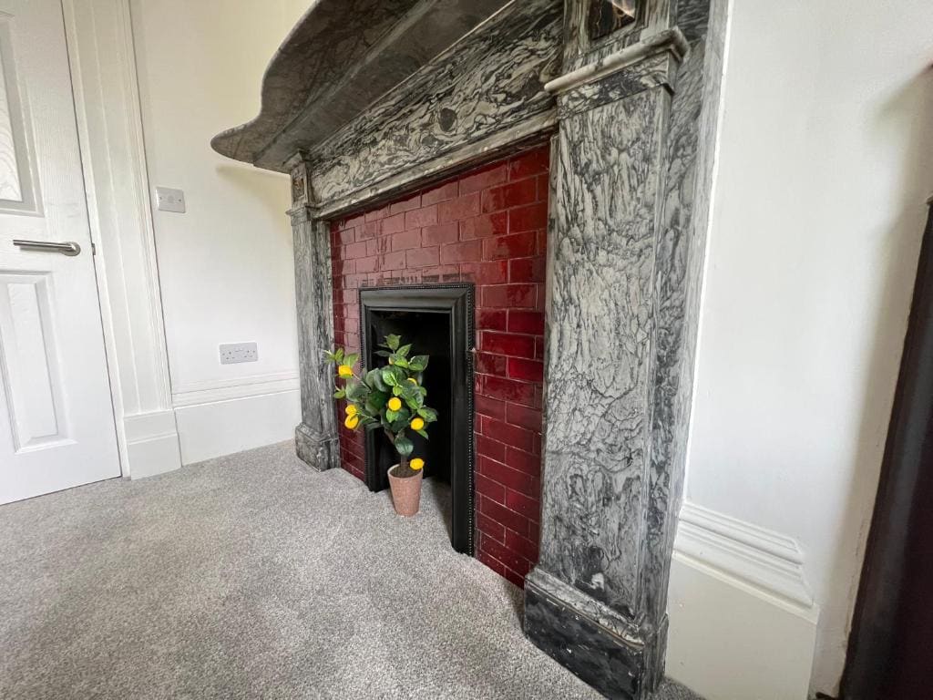 Apartment - Ground Floor room - Image 1