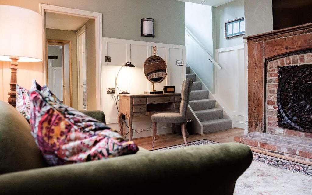 Suite with Garden View room - Image 3