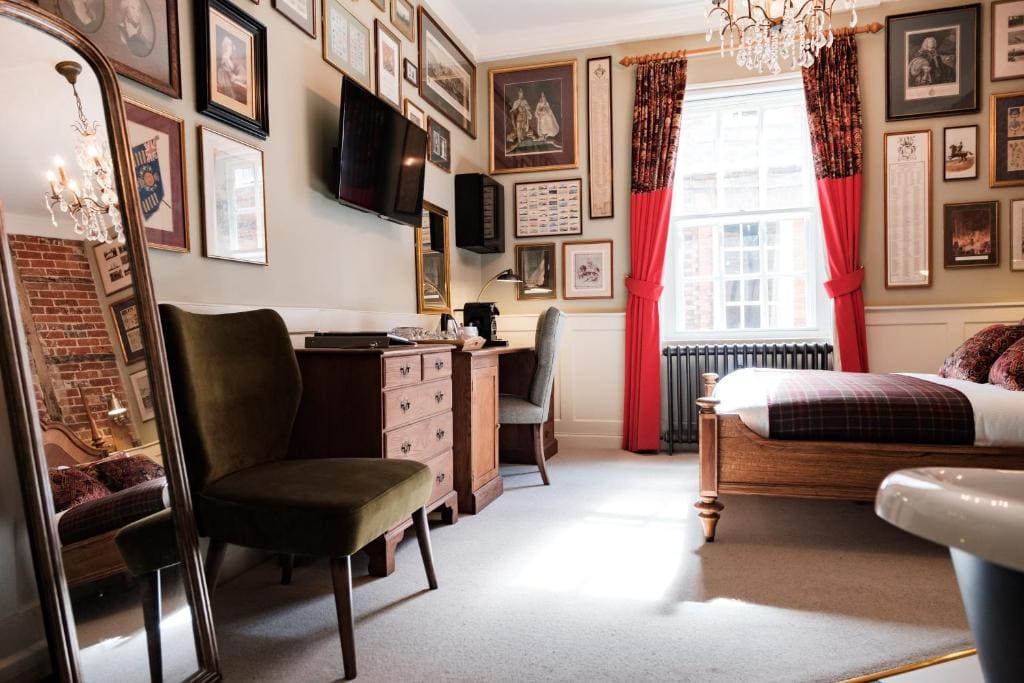 Suite room - Image 3