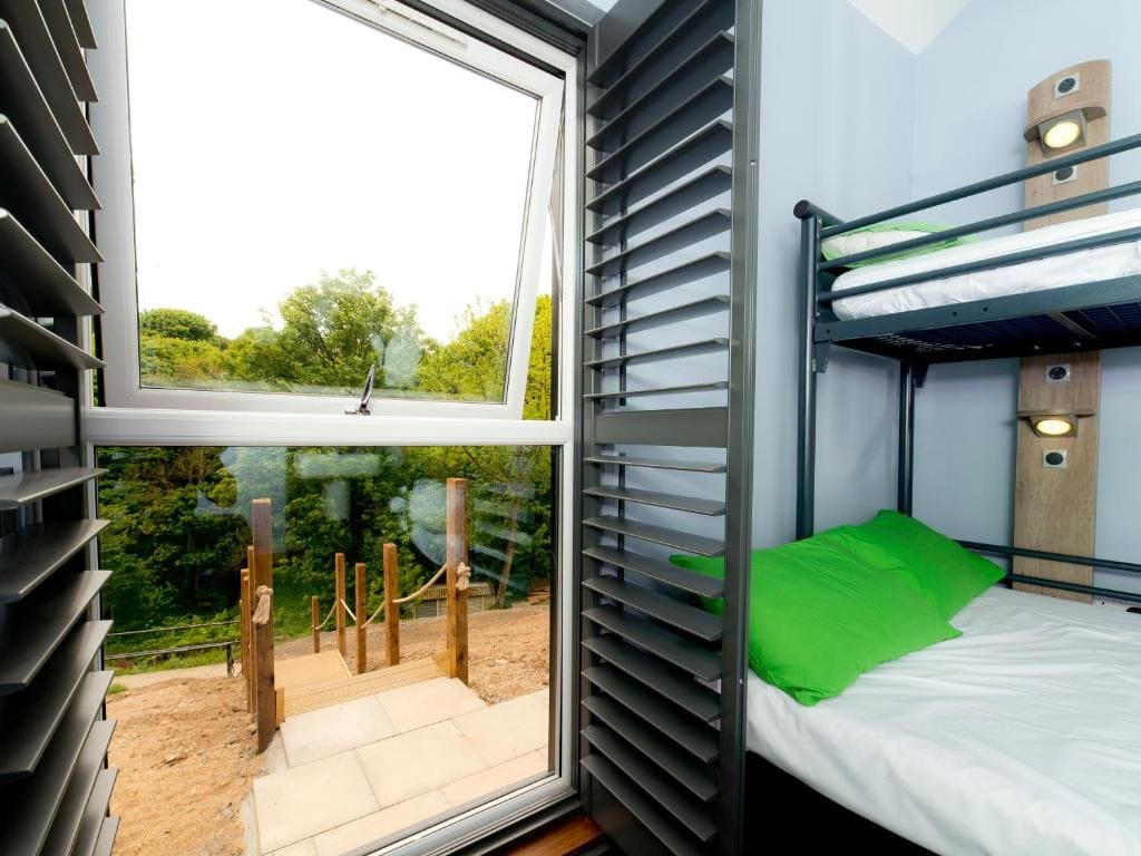 3 Bed Double Private Room Shared Bathroom room - Image 1