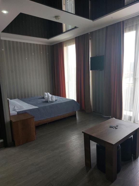 Suite room - Image 1