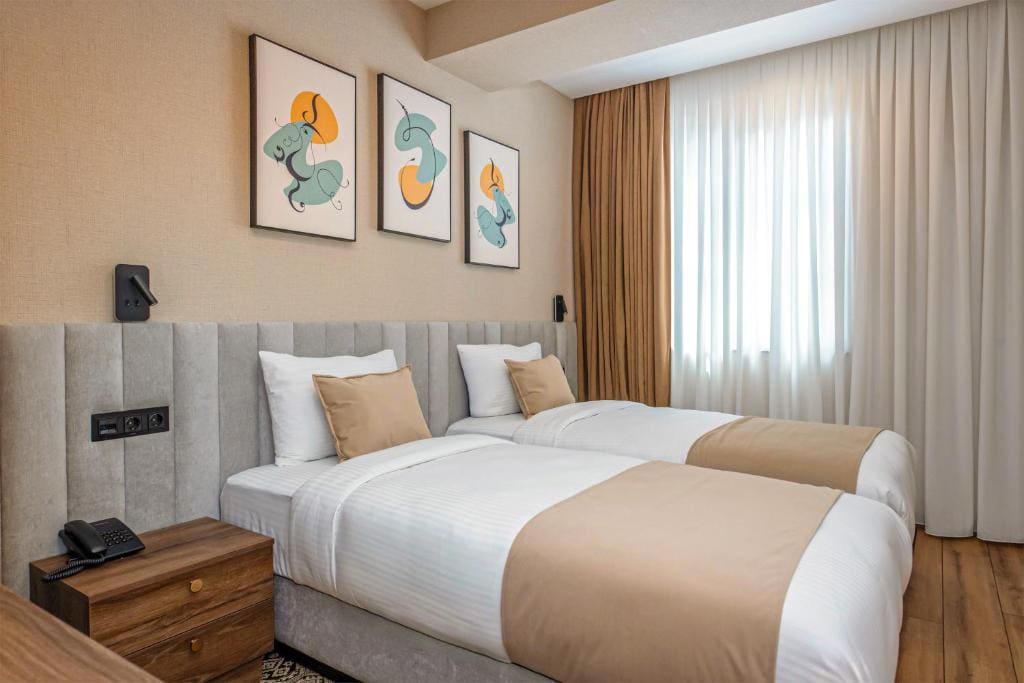 Standard Twin Room room - Image 2