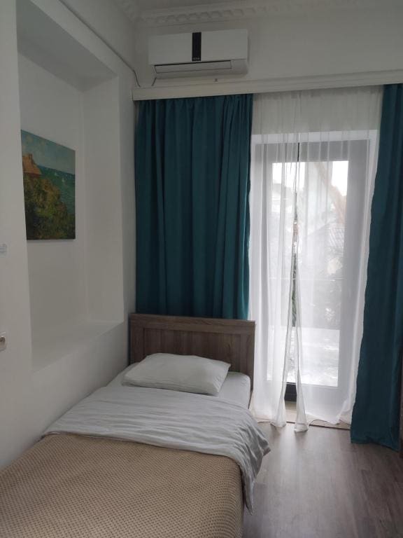 Twin Room with Terrace room - Image 1