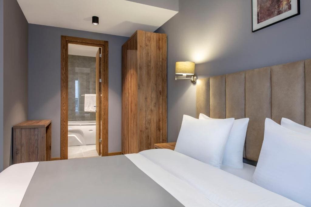 Deluxe Double Room room - Image 3
