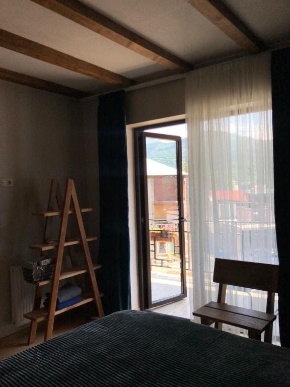 Luxury Triple Room room - Image 3