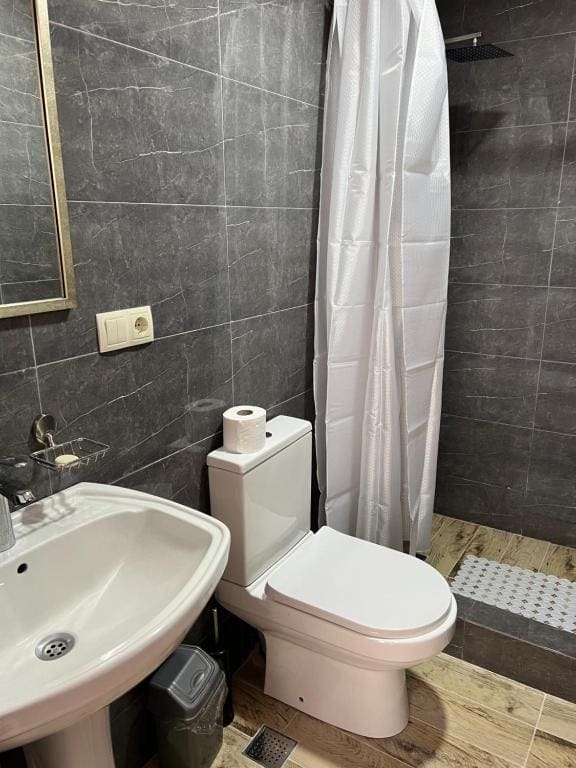Suite with Mountain View room - Image 1