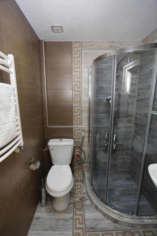 Deluxe Double Room with Balcony room - Image 2