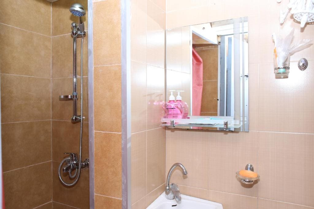 Quadruple Room room - Image 1
