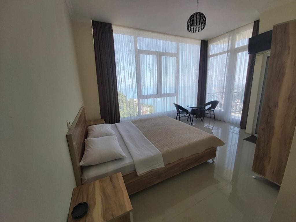 Deluxe Double Room with Sea View room - Image 1