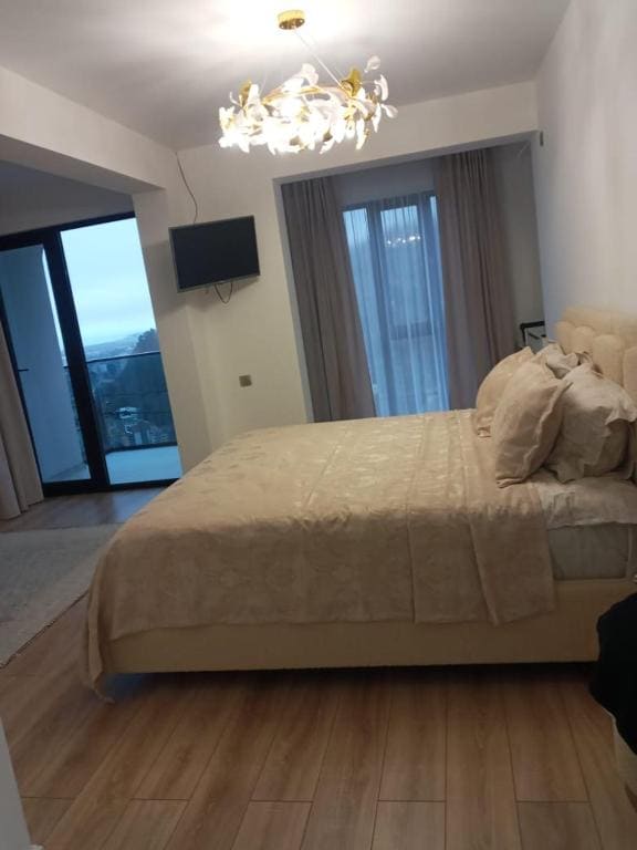 Deluxe Double Room with Side Sea View room - Image 1