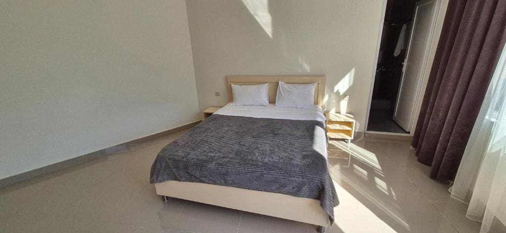 Double Room room - Image 2
