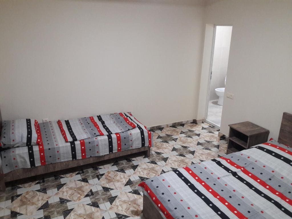 Standard Triple Room room - Image 2