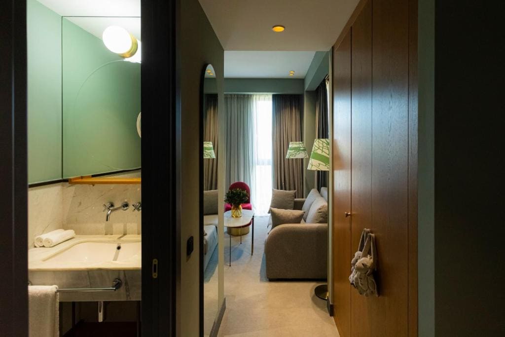 Suite room - Image 2