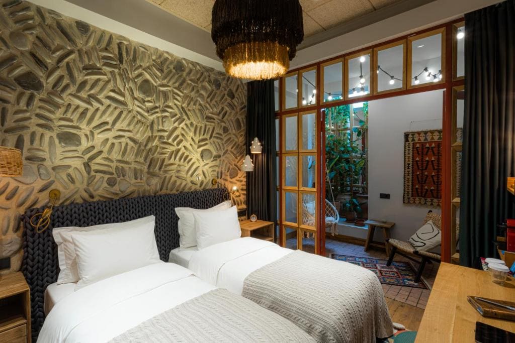 Superior Double or Twin Room room - Image 2