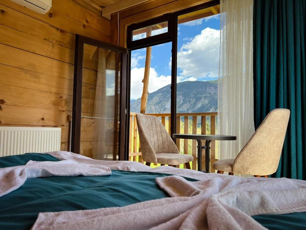 Triple Room with Balcony room - Image 3