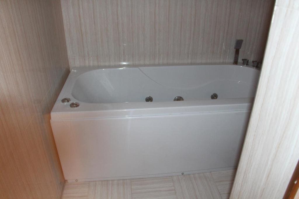 Two-Bedroom Suite room - Image 3