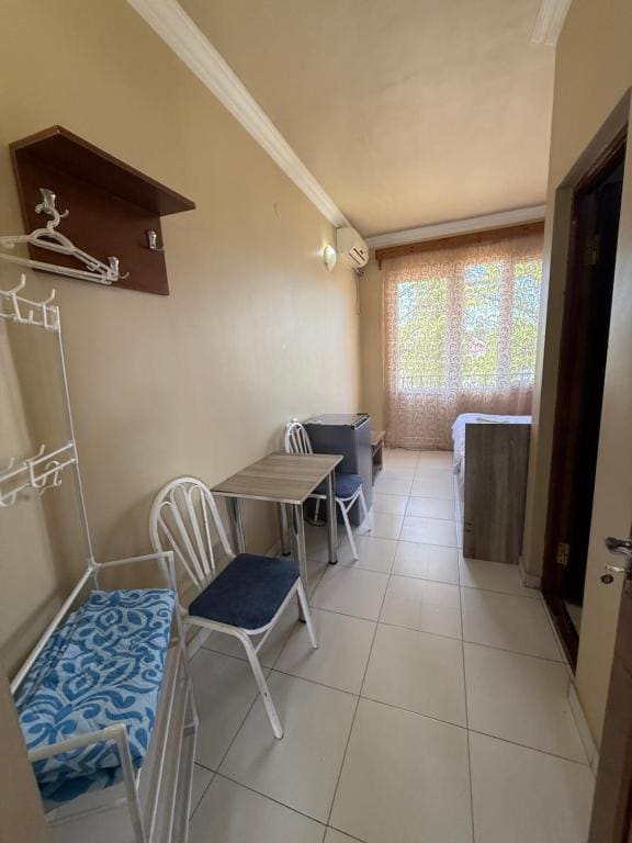 Double Room with Balcony room - Image 2
