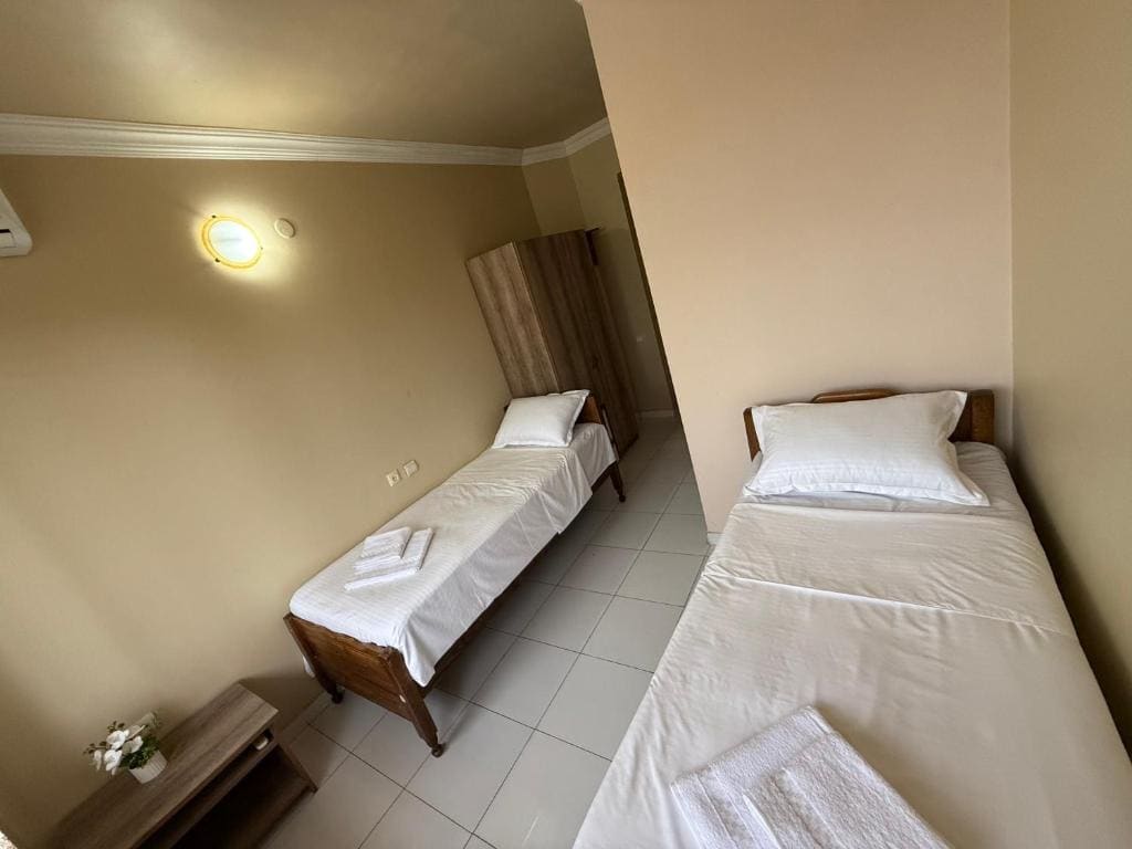 Twin Room with Private Bathroom room - Image 1