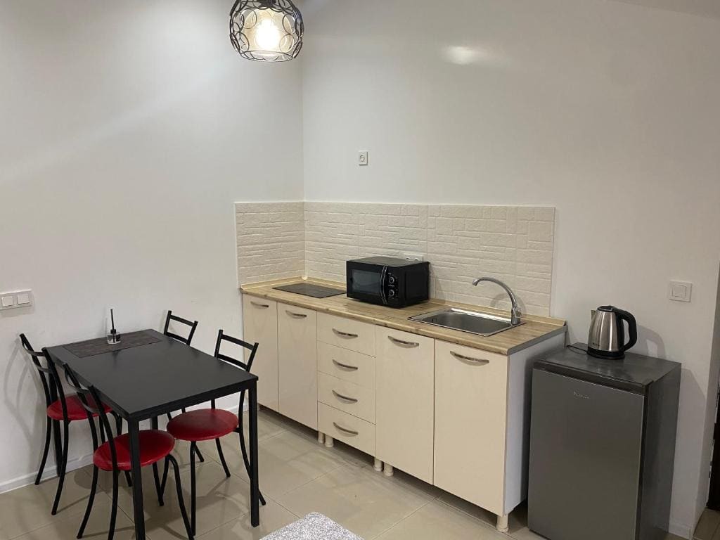 Standard Quadruple Room room - Image 1