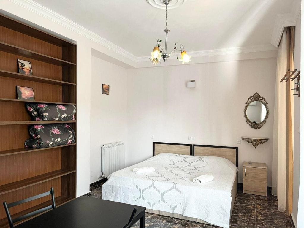 Standard Twin Room room - Image 3