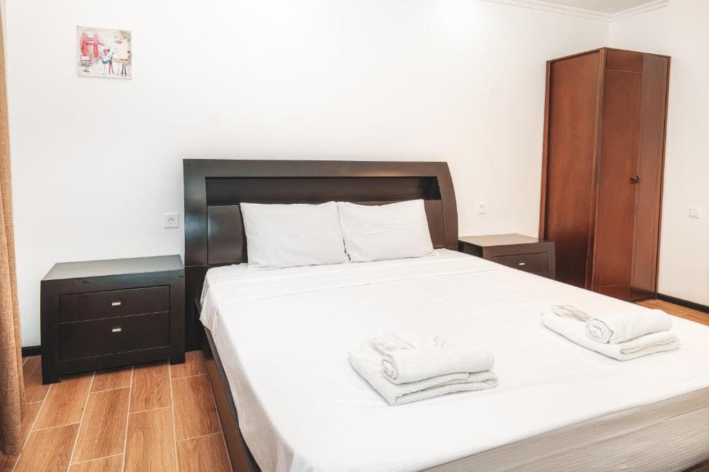 King Room with Garden View room - Image 1