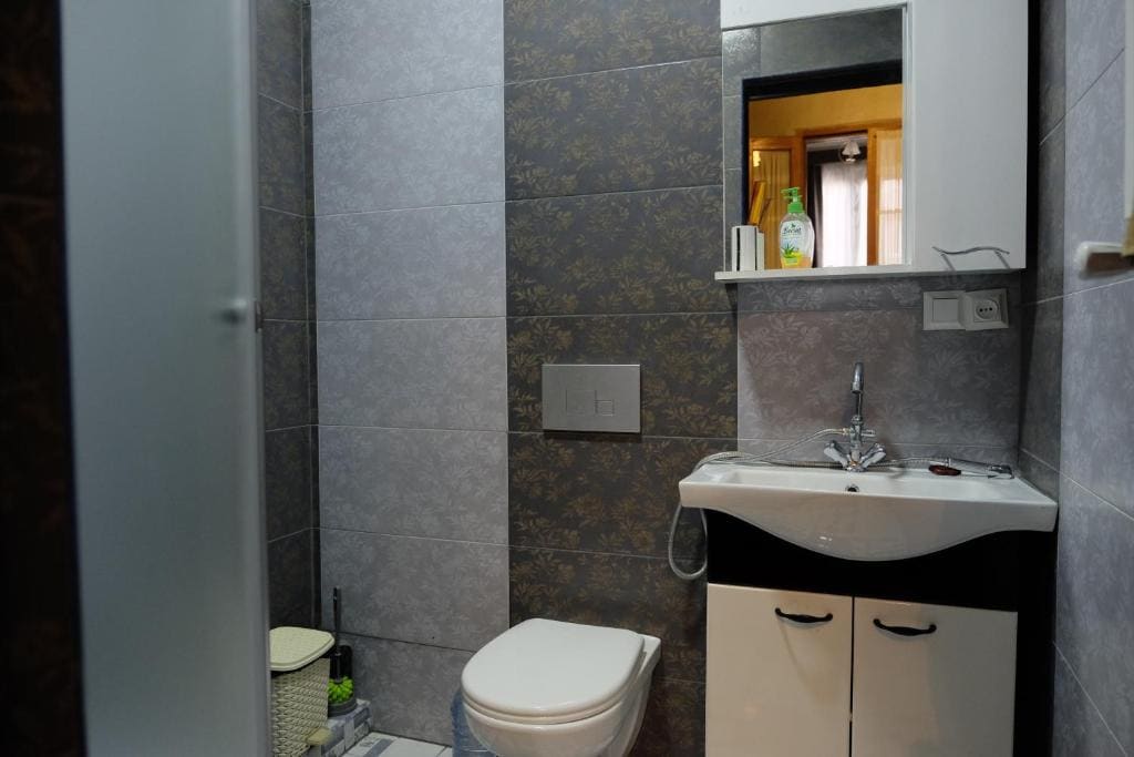 Family Room room - Image 1