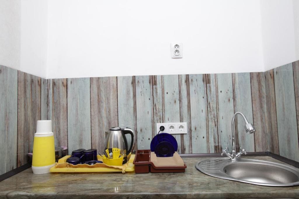 Studio Apartment room - Image 2