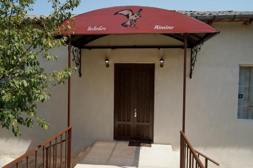 Family Room with Private Bathroom room - Image 1
