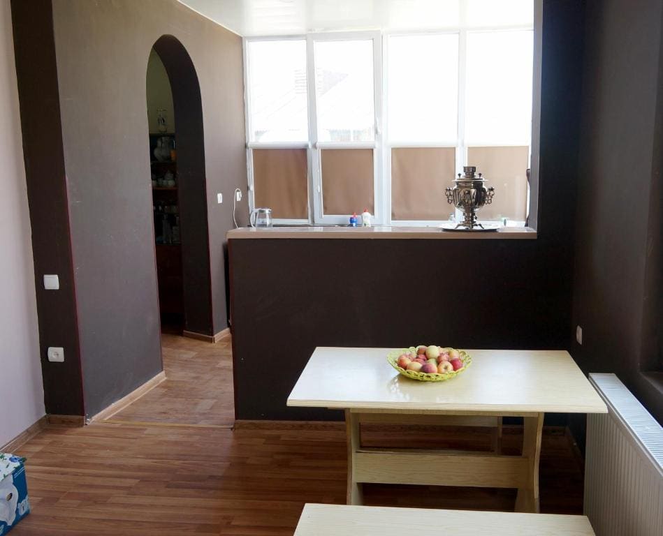 Family Room with Private Bathroom room - Image 2