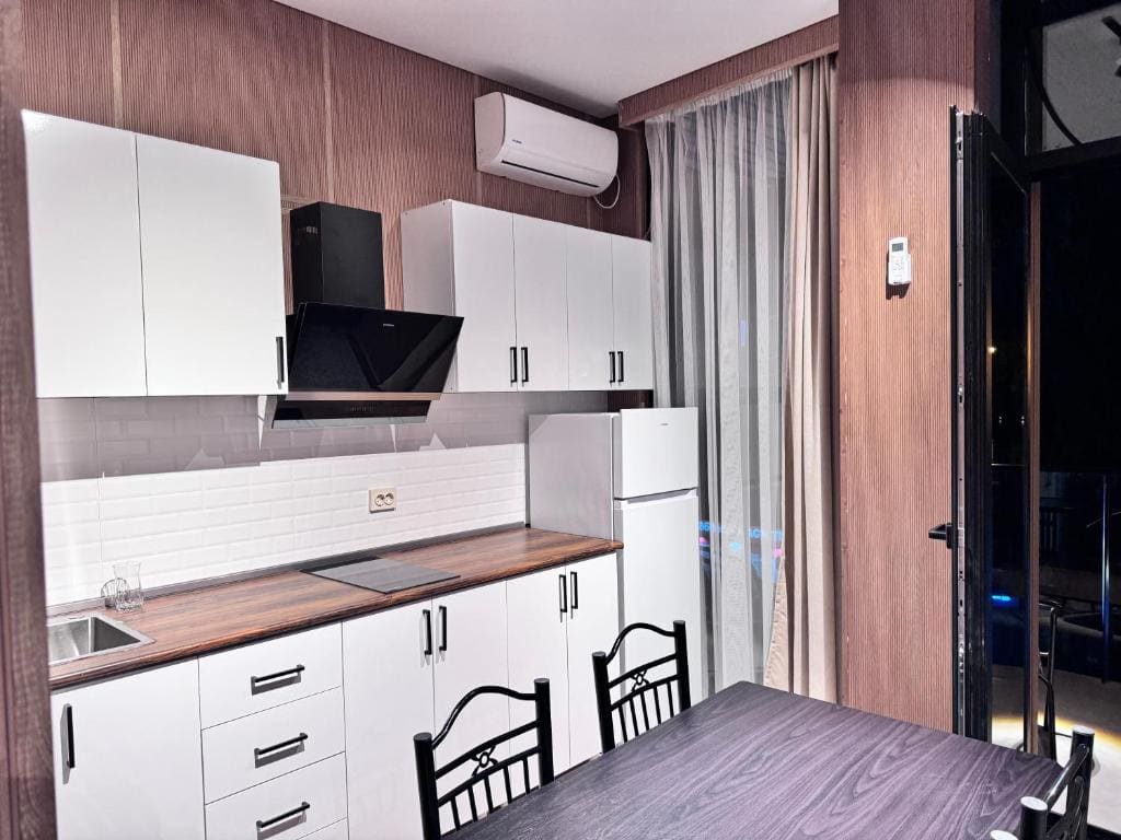 Comfort Triple Room with Shower room - Image 3