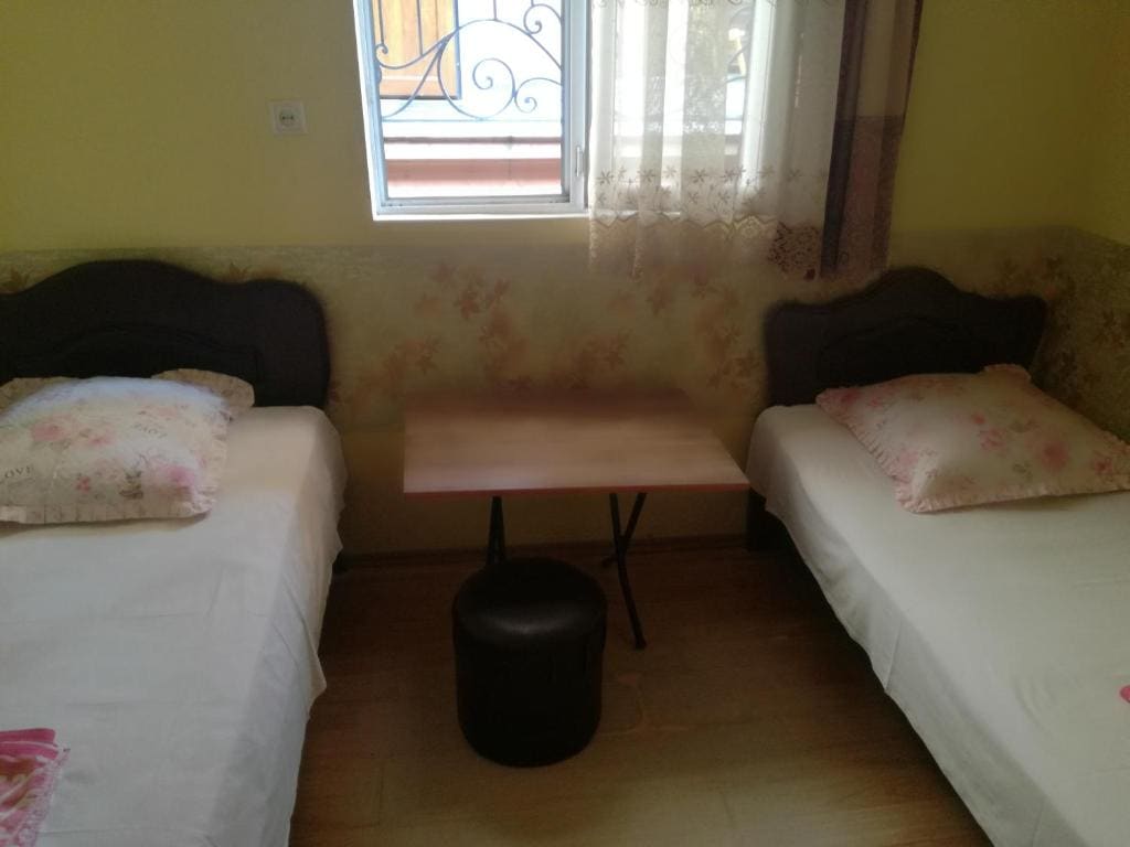 Deluxe Double or Twin Room room - Image 3