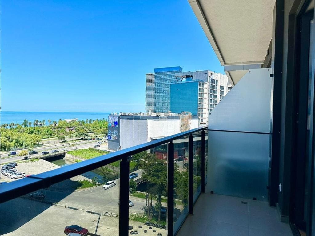 Studio with Balcony room - Image 2