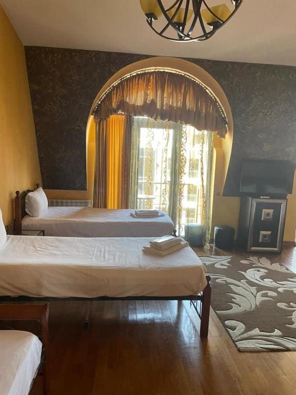Premium Quadruple Room room - Image 2