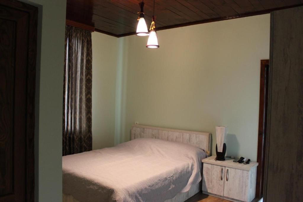Family Room room - Image 2