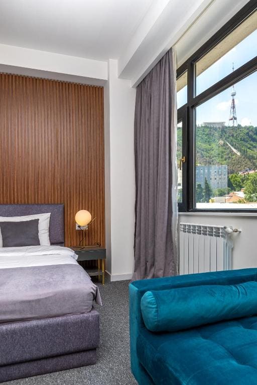 Double Room with Balcony room - Image 3