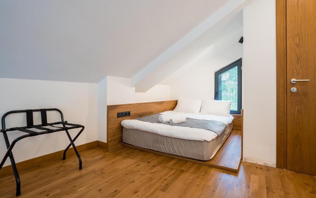 Deluxe Suite room - Image 3