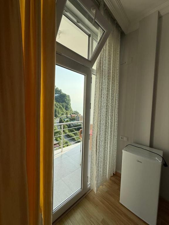 Double Room with Sea View room - Image 3