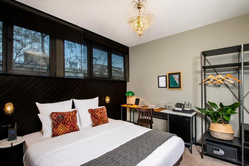 Small Double Room room - Image 1