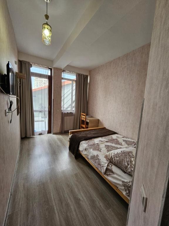 Budget Double Room room - Image 2