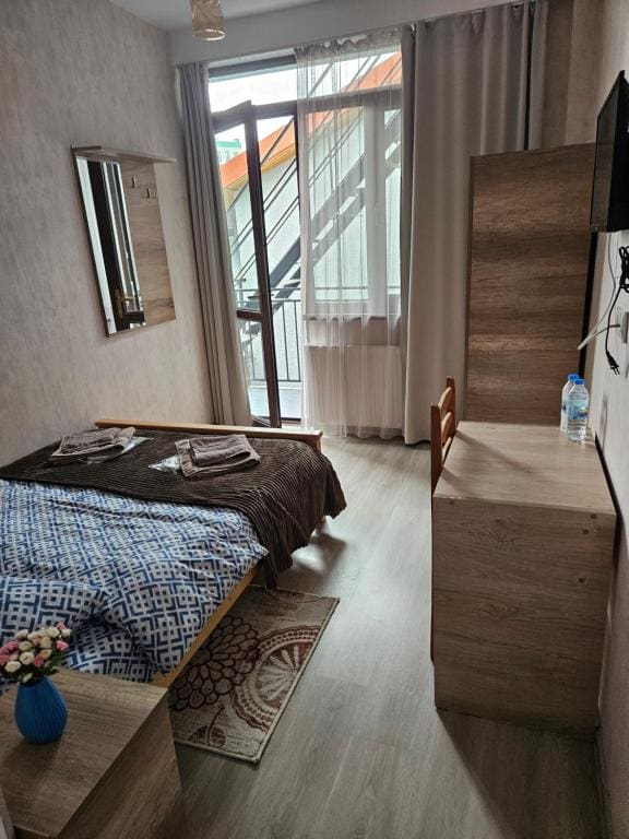 Budget Double Room room - Image 3