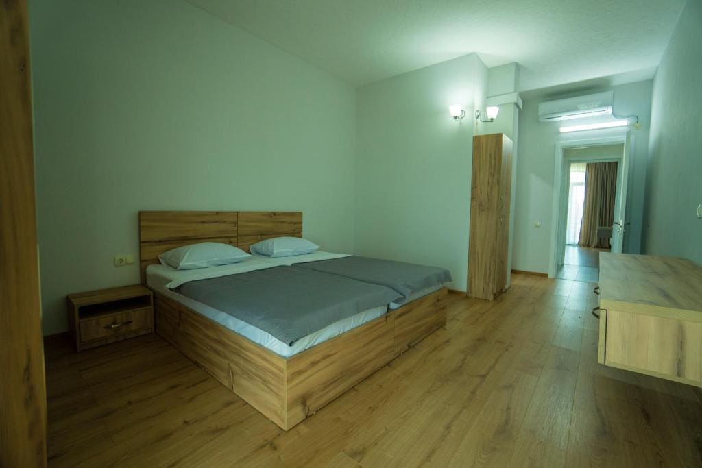 Deluxe Twin Room room - Image 1