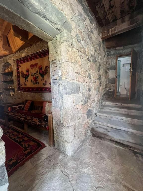 Cottage room - Image 1