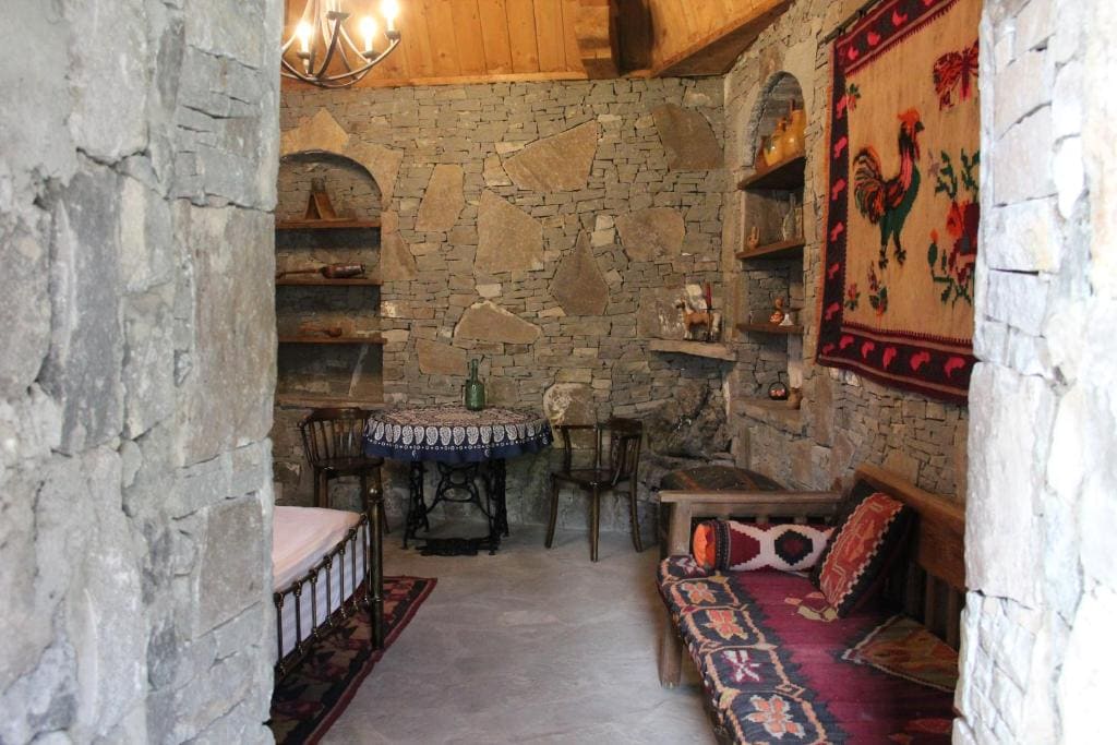 Cottage room - Image 3