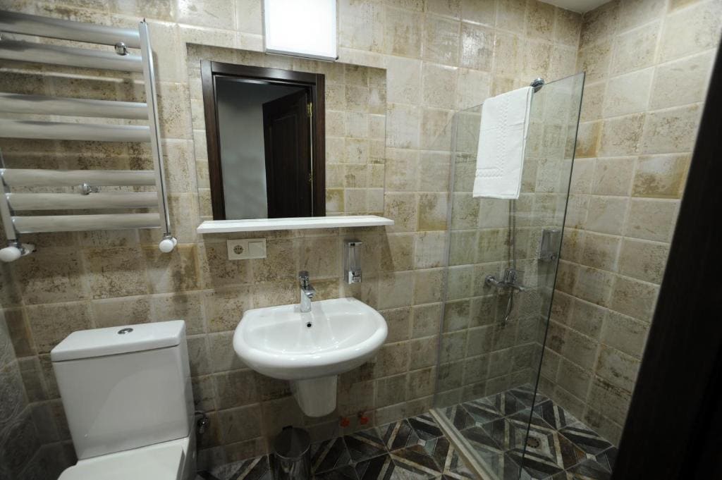 Standard Twin Room room - Image 2
