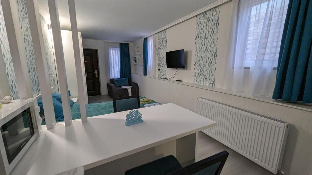 Family Room with Terrace room - Image 2