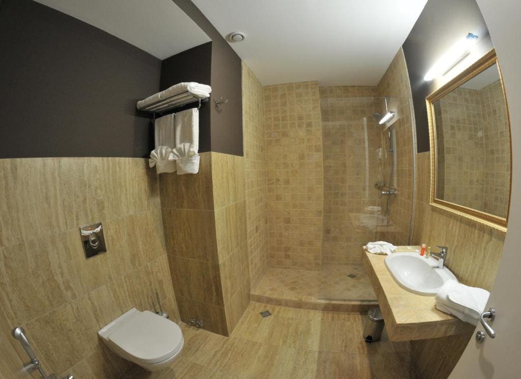 Standard Double Room room - Image 2